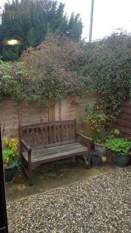 The Hideaway Suite Holiday Home Colchester Exterior photo